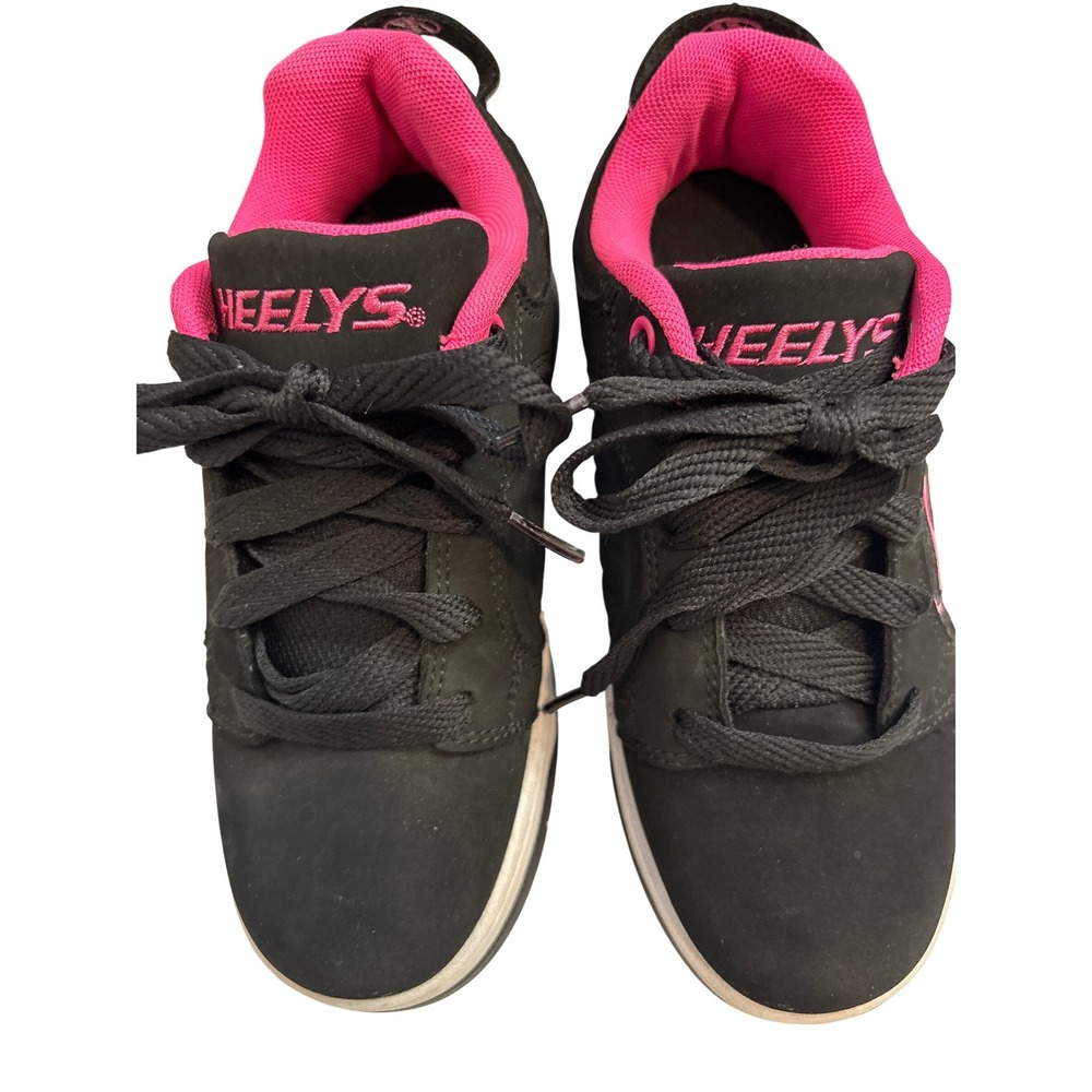 Heelys Voyager Kids Skate Shoes Black Hot Pink Wheels YTH Size 2 Rolling Sneaker - Picture 2 of 9